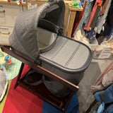 Uppababy Vista V2 Double Stroller Set W/Bassinet & Stand, 1 Rain Cover (retails $1700+)